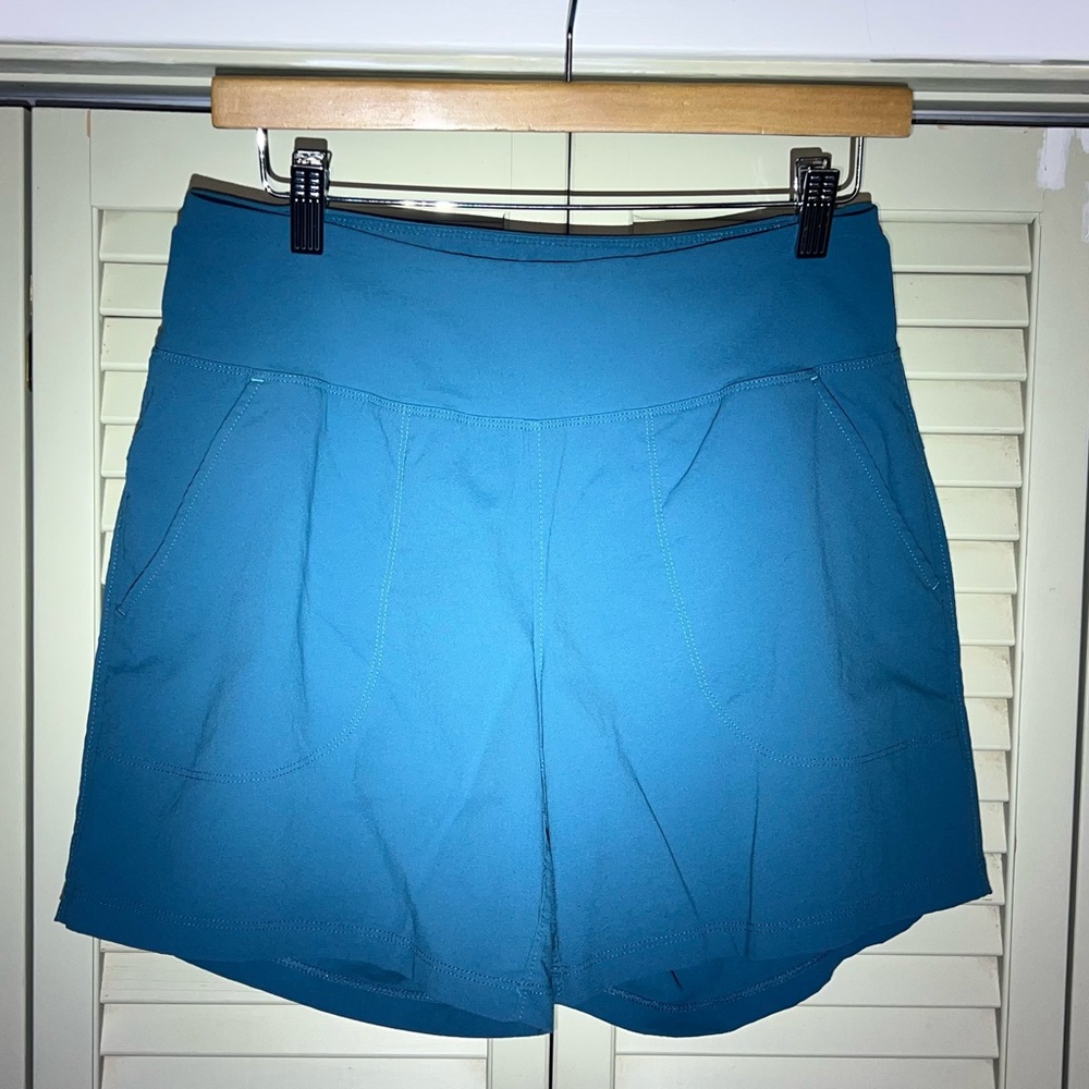 Mountain Hardwear Women’s Dynama shorts